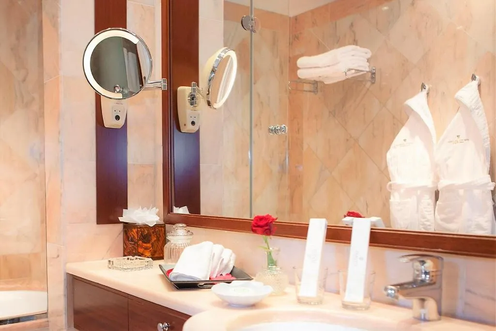 Room, Grande Albergo Delle Rose, Rhodes