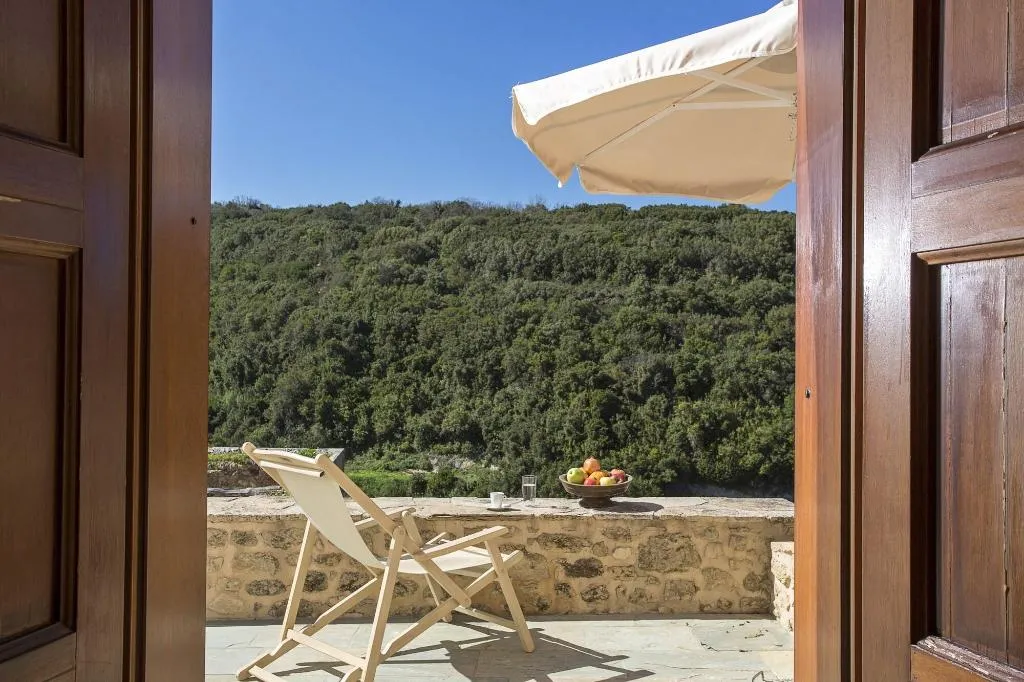 Room, Kapsaliana Village Hotel, Crete