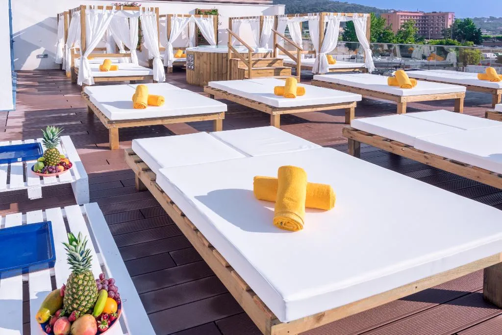 Terrace, Hotel Alhambra, Costa Brava
