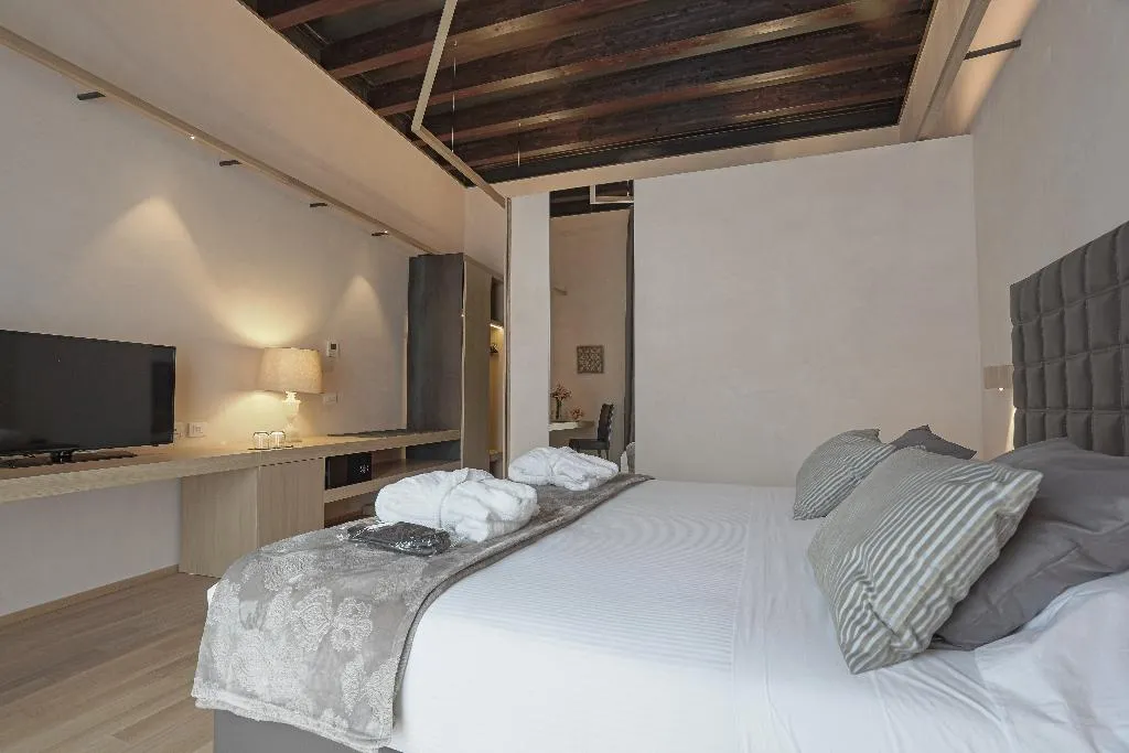 DOUBLE SUPERIOR Room, Alba Palace Hotel, Catania
