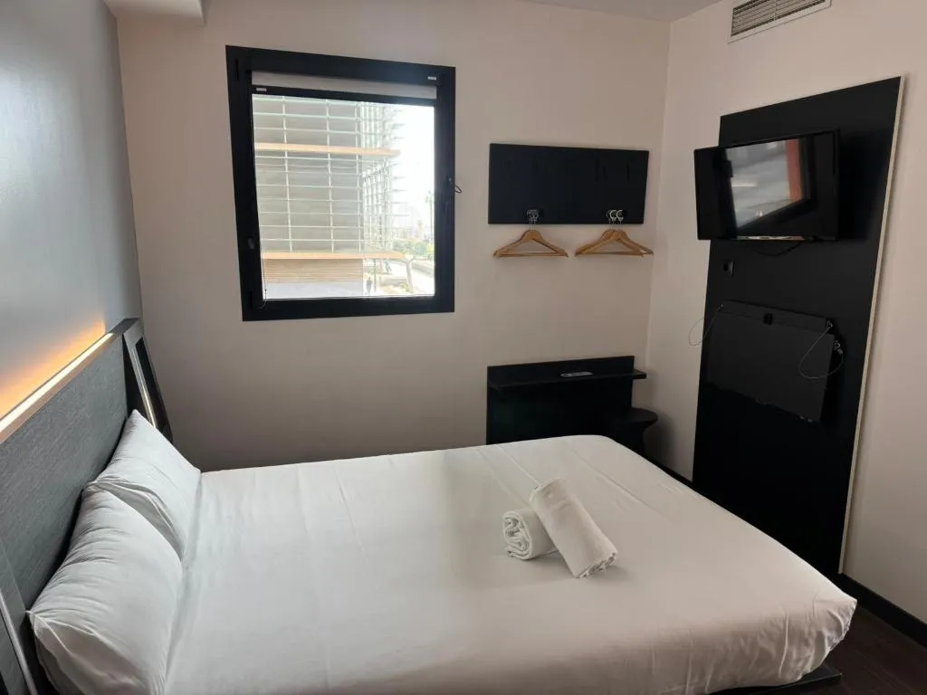 DOUBLE STANDARD Room, Four Points Flex by Sheraton Málaga Centre, Costa Del Sol