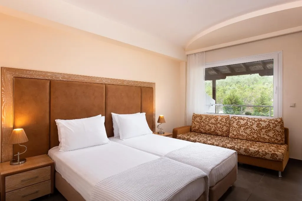 Double or Twin SUPERIOR GARDEN VIEW Room, Alexandros Palace Hotel & Suites, Halkidiki