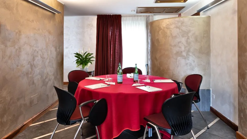 Conferences, Sunflower Hotel Milano, Milan