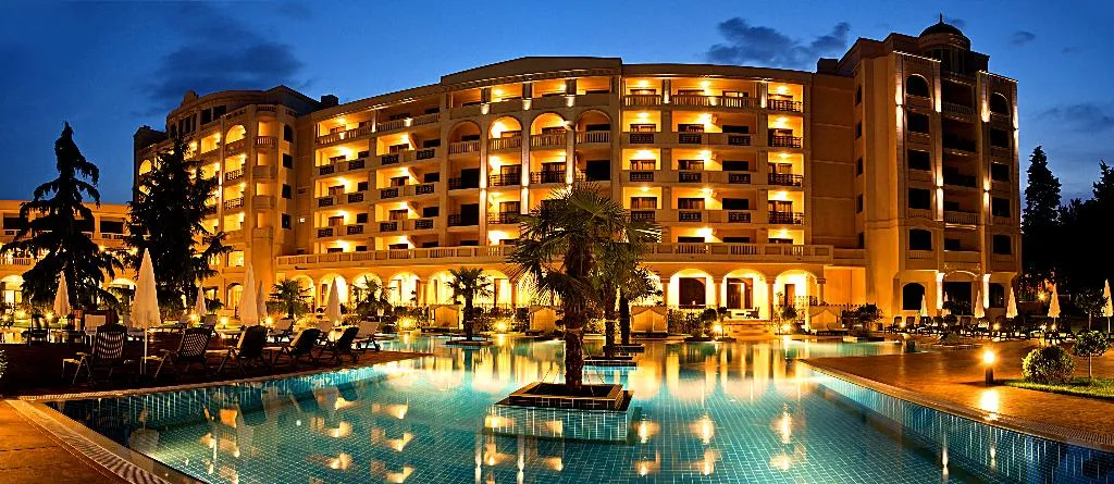 Pool, Grand Hotel & Spa Primoretz, Bourgas
