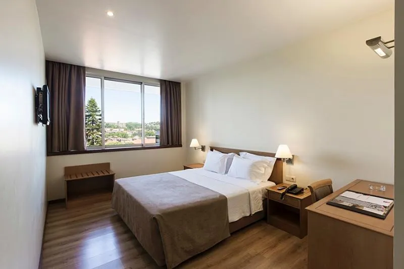 Double or Twin STANDARD Room, Fundador, Porto