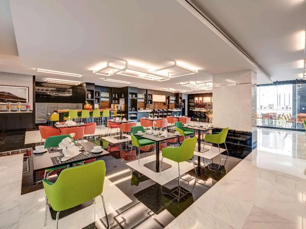 Restaurant, Novotel Sharjah Expo Centre, Dubai