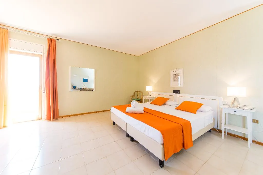 DOUBLE SEA VIEW WITH BALCONY Room, Paradise Beach Resort, Palermo