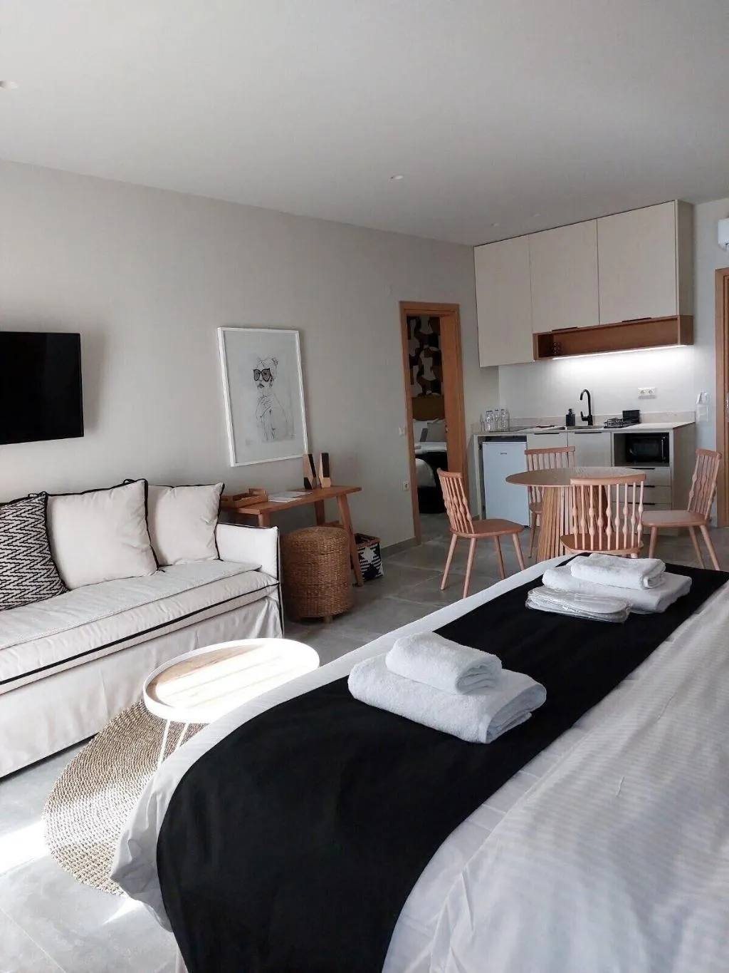 Room, Chapter 02 Gallery Suites, Crete