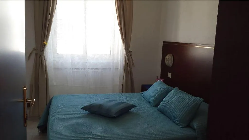 Room, B&B Galleria Frascati, Rome