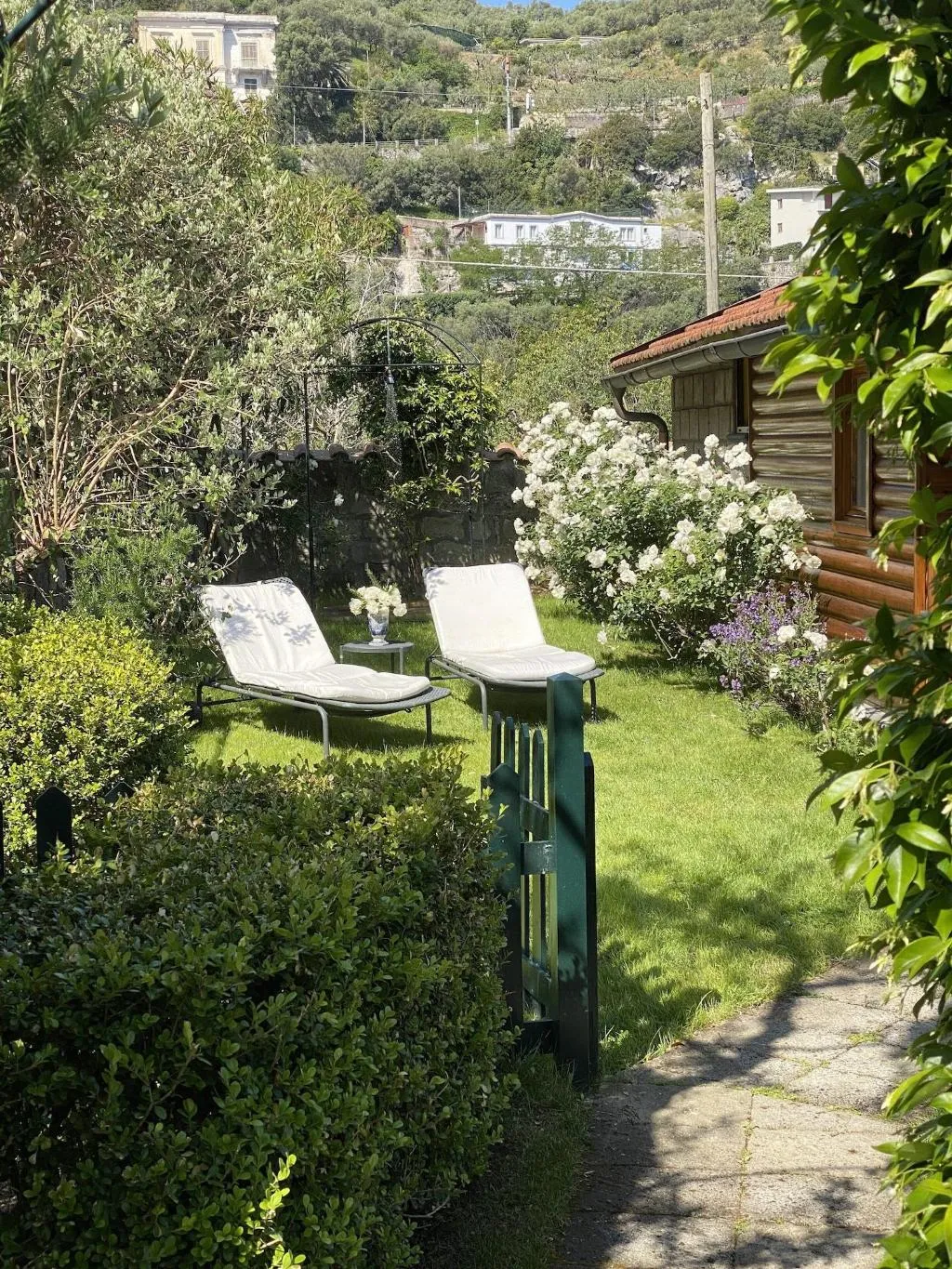 General view, Chalet Lidia, Naples