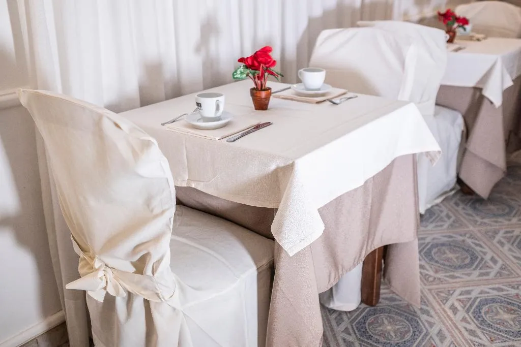 Restaurant, Hotel La Pergola, Naples