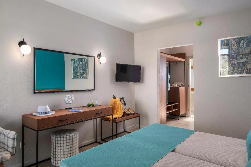 Double or Twin SIDE SEA VIEW Room, Alkyon Hotel Skiathos, Skiathos