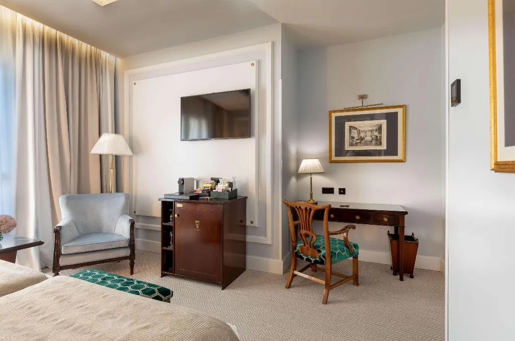 TWIN SUPERIOR Room, Wellington Hotel & Spa Madrid, Madrid