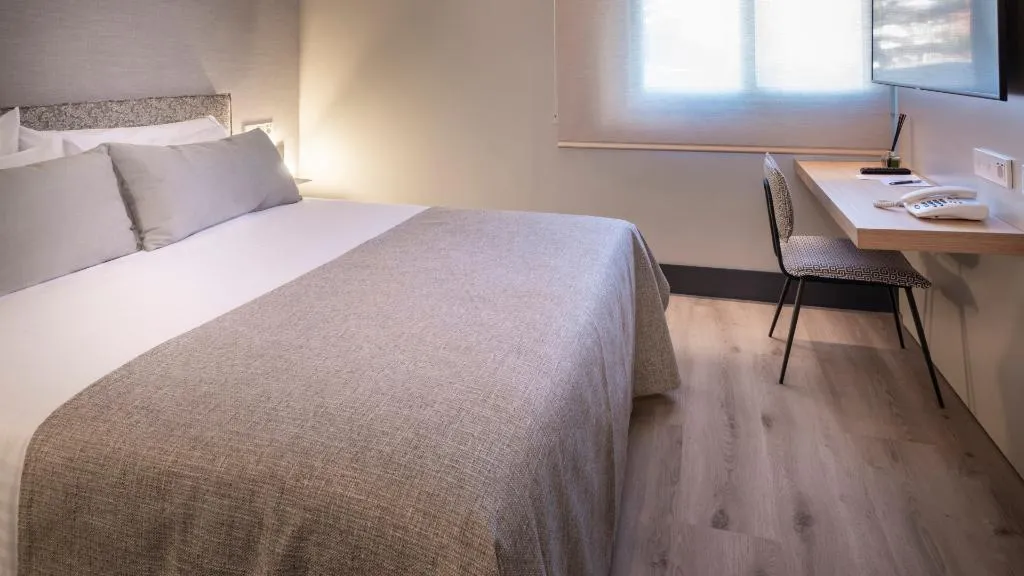 DOUBLE SINGLE USE COMFORT Room, Bel Air Hotel, Barcelona