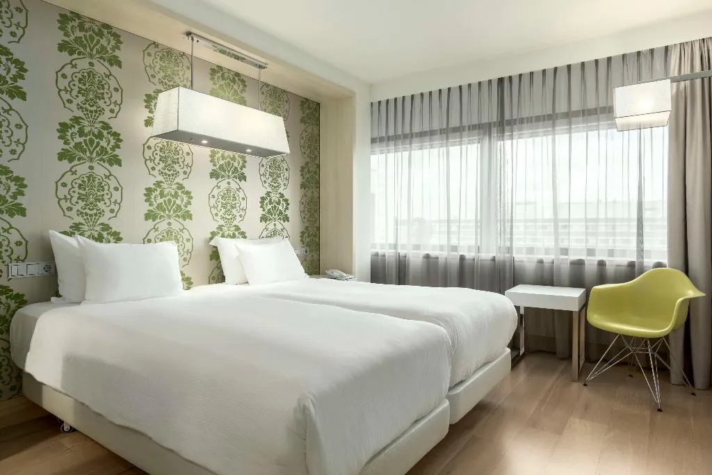 FAMILY ROOM CONNECTING ROOM Room, NH Amsterdam Zuid, Amsterdam