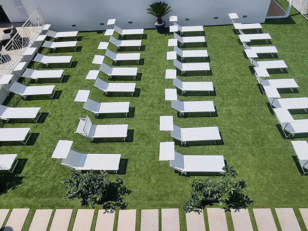 Pool, Ranch Palace Hotel, Naples