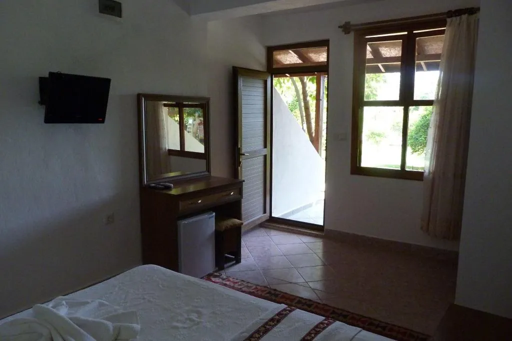 Room, Simge Pension, Antalya