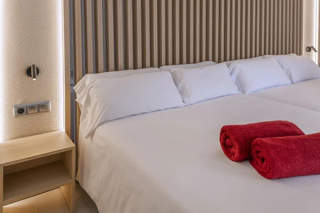 Room, Hotel Alhambra, Costa Brava