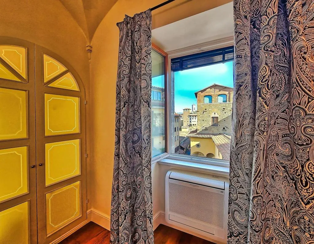 APARTMENT SUPERIOR QUEEN BED Room, L'Orologio, Florence