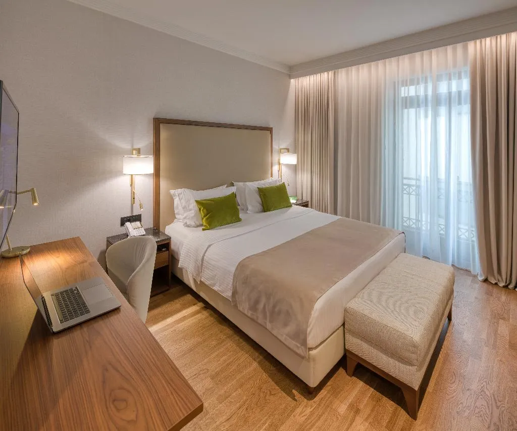 FAMILY ROOM STANDARD Room, Electra Palace Thessaloniki, Halkidiki