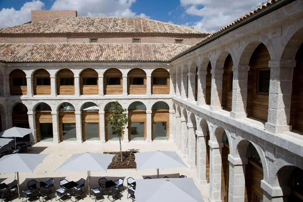 Restaurant, Parador de Alcala de Henares, Madrid