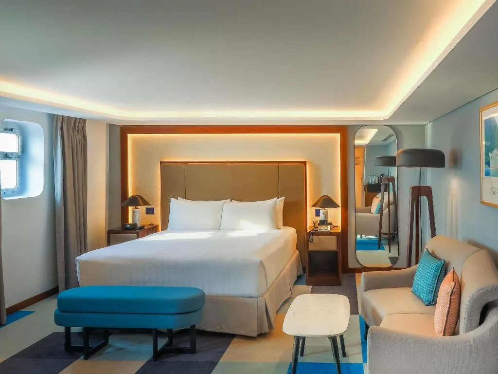 DOUBLE KING SIZE BED Room, Queen Elizabeth 2, Dubai