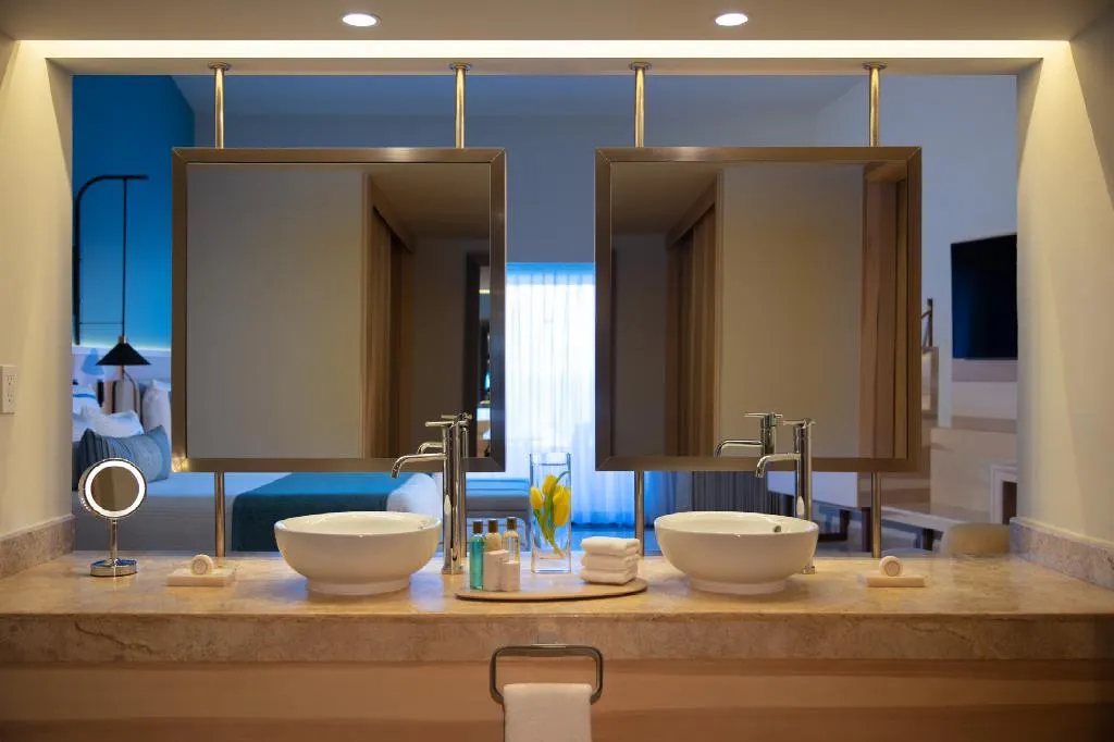 FAMILY ROOM TWO BEDROOMS TWO BATHROOMS Room, Dreams Aventuras Riviera Maya All Inclusive, Cancun Area