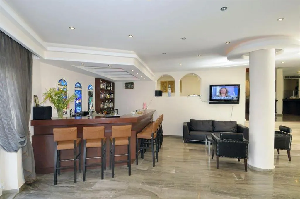 General view, Little Inn, Crete