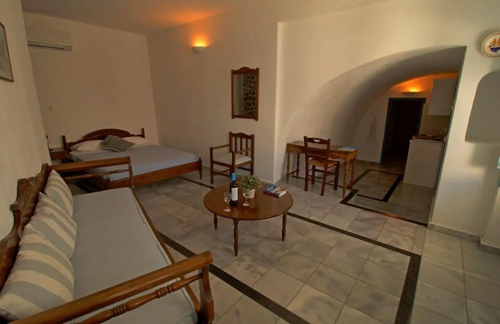 STUDIO WITH DOUBLE BED Room, Aethrio Sunset Village, Santorini