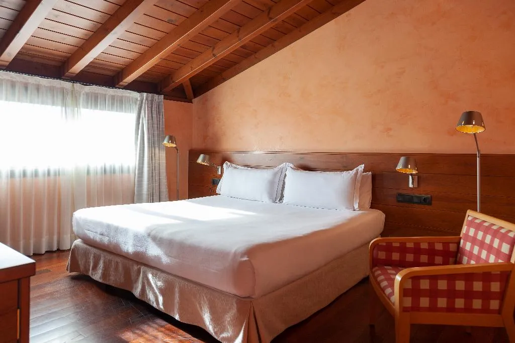 JUNIOR SUITE STANDARD Room, Montanya Hotel & Lodge, Costa Brava