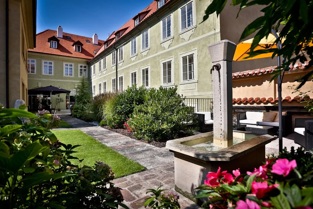 Terrace, Appia Hotel Residence Prague, Prague
