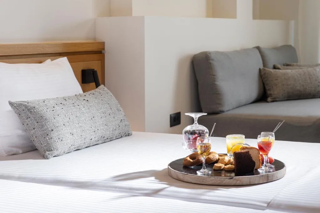 Double or Twin SUPERIOR MOUNTAIN VIEW Room, Almyrida Residence, Crete