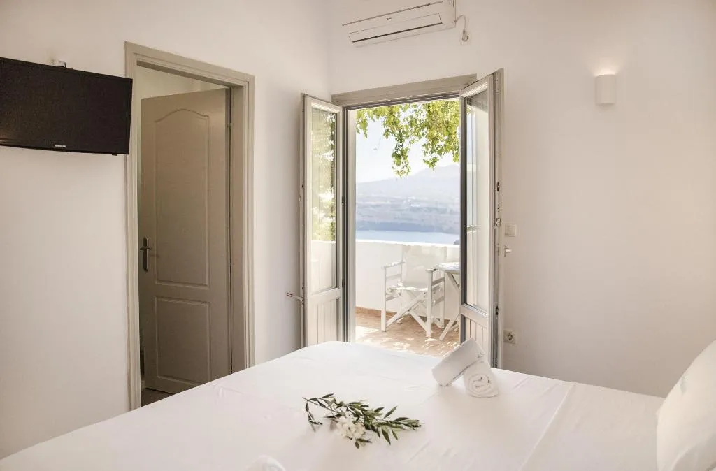 Room, Villa Galinia, Santorini
