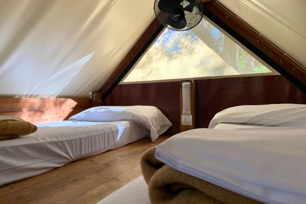 Room, Hostel & Glamping Santa Fortunata, Naples