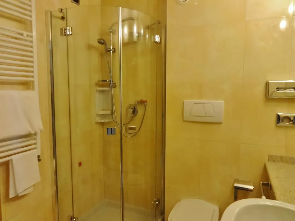 DOUBLE STANDARD Room, Tiffany Milano, Milan