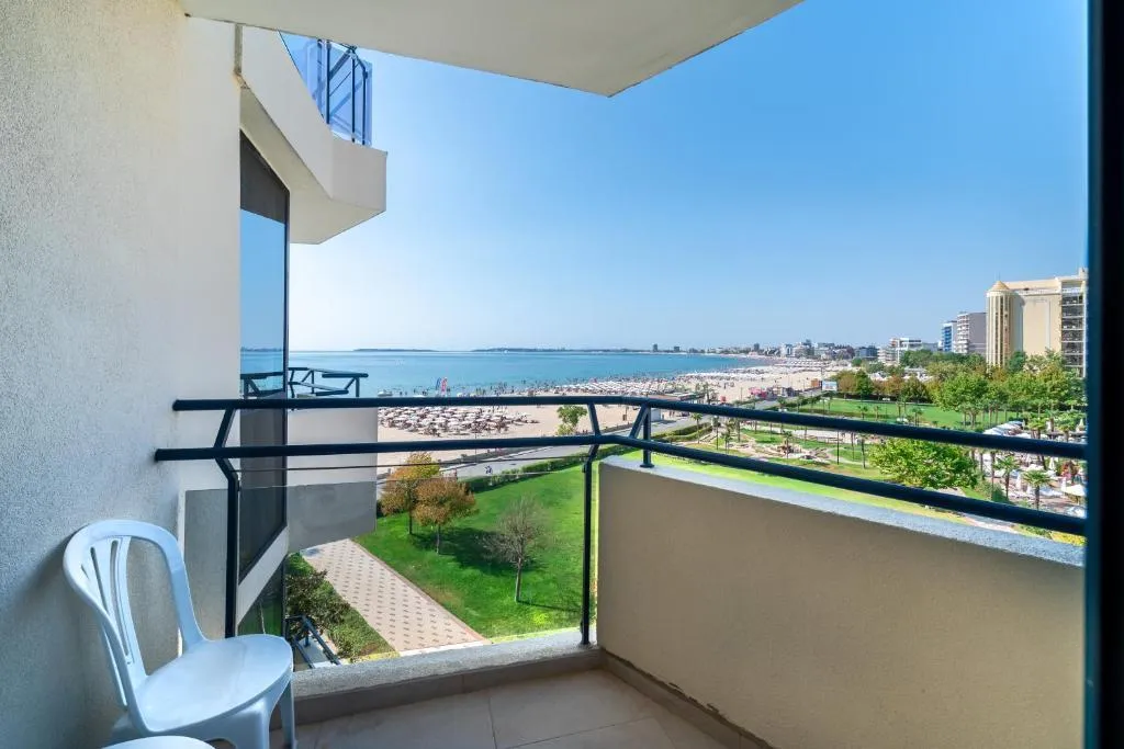 Double or Twin SEA VIEW Room, Hotel Zenith, Bourgas
