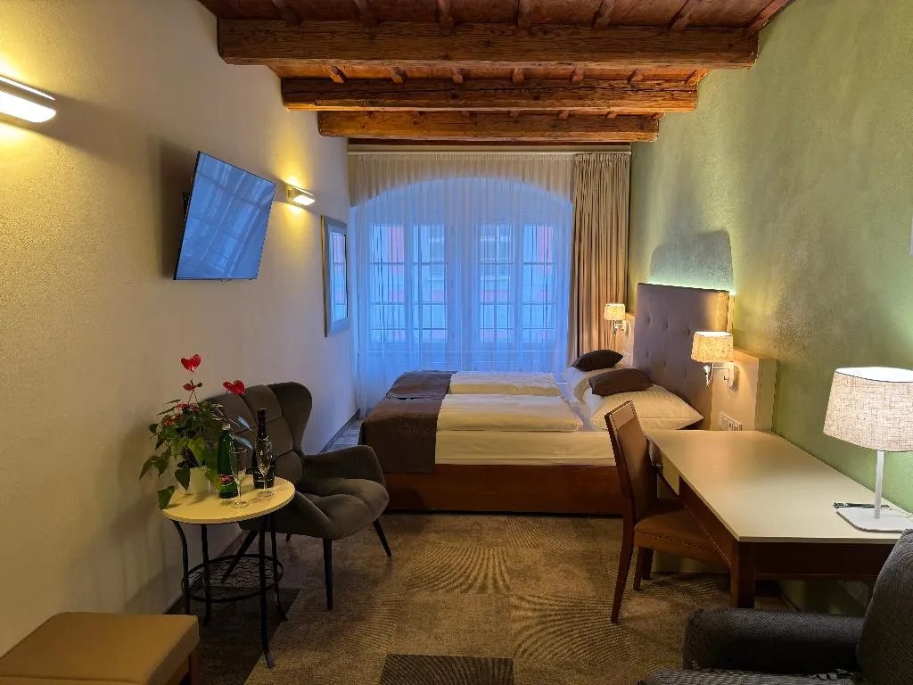 JUNIOR SUITE STANDARD Room, The Golden Wheel, Prague
