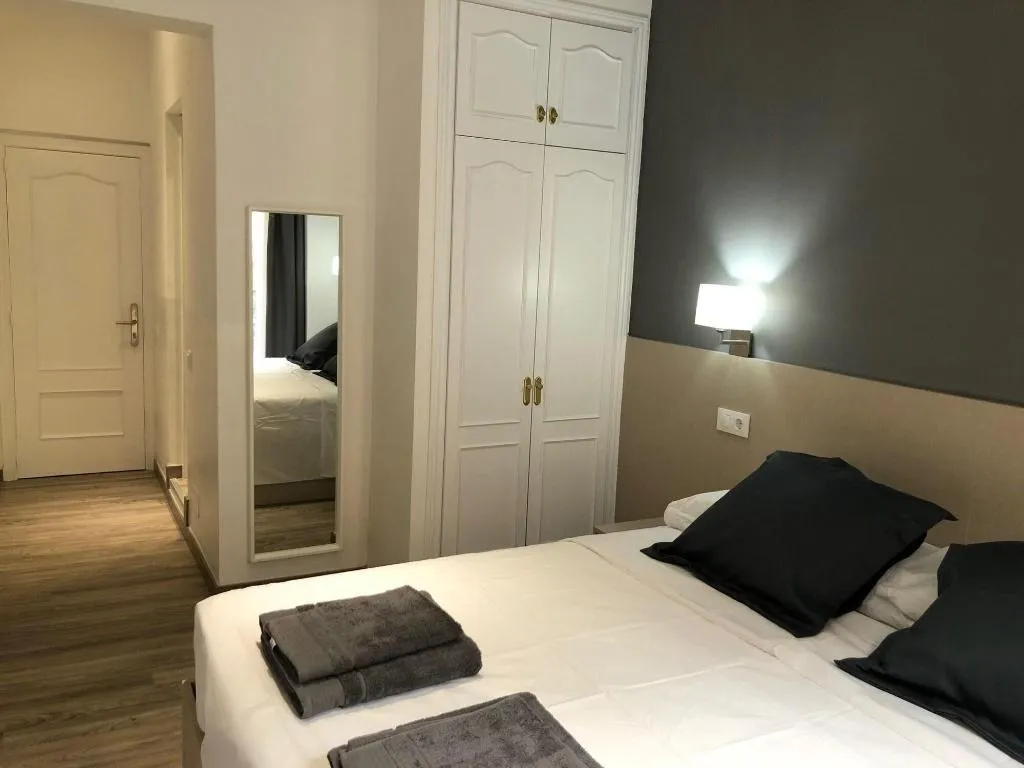 Room, Hostalin Madrid Atocha, Madrid