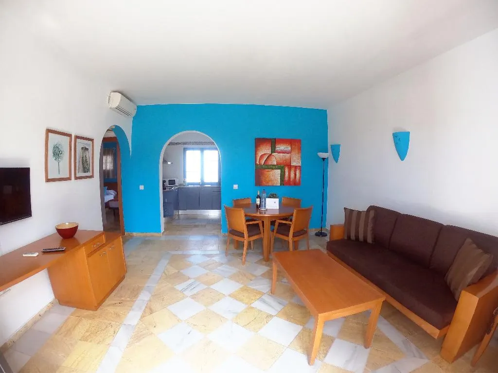 VILLA CAPACITY 3 TWO BEDROOMS Room, Vik  Coral Beach, Lanzarote