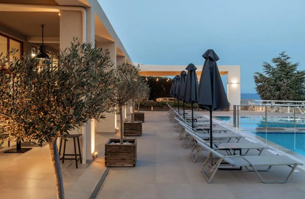 Pool, Asteris, Kefallinia