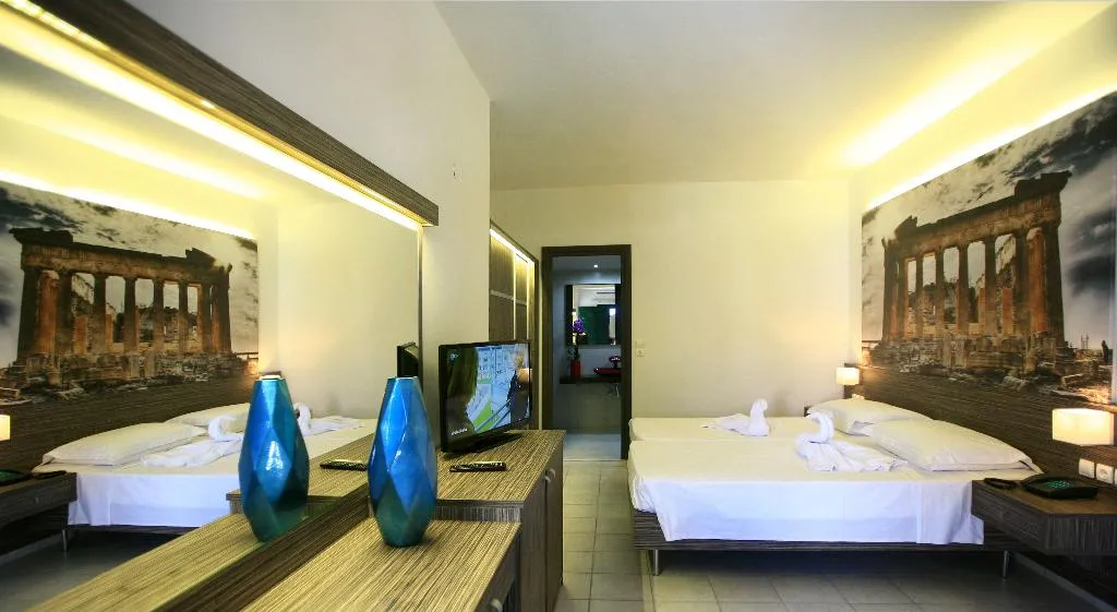 JUNIOR SUITE ONE BED Room, Katrin Suites, Crete