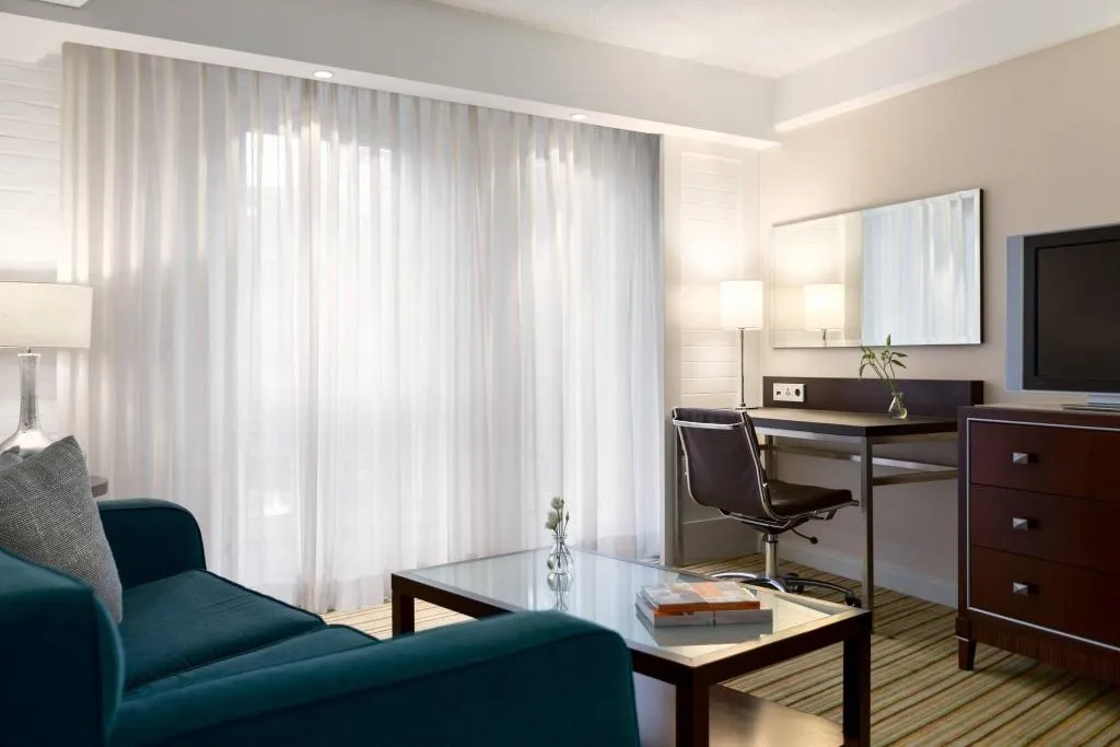 Room, Renaissance Amsterdam Hotel, Amsterdam