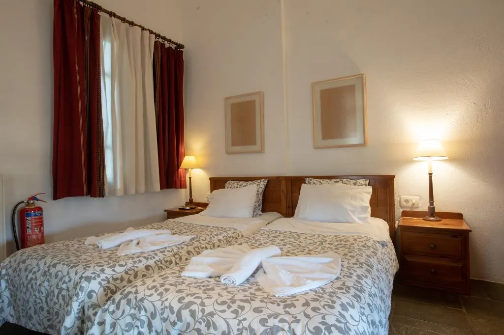 FAMILY ROOM TWO BEDROOMS Room, Proimos Maisonnettes, Crete