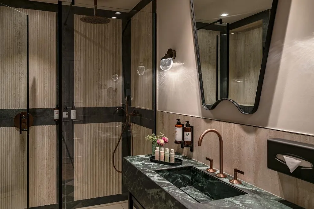 DOUBLE GRAND DELUXE Room, Vincci Madrid Centrum, Madrid
