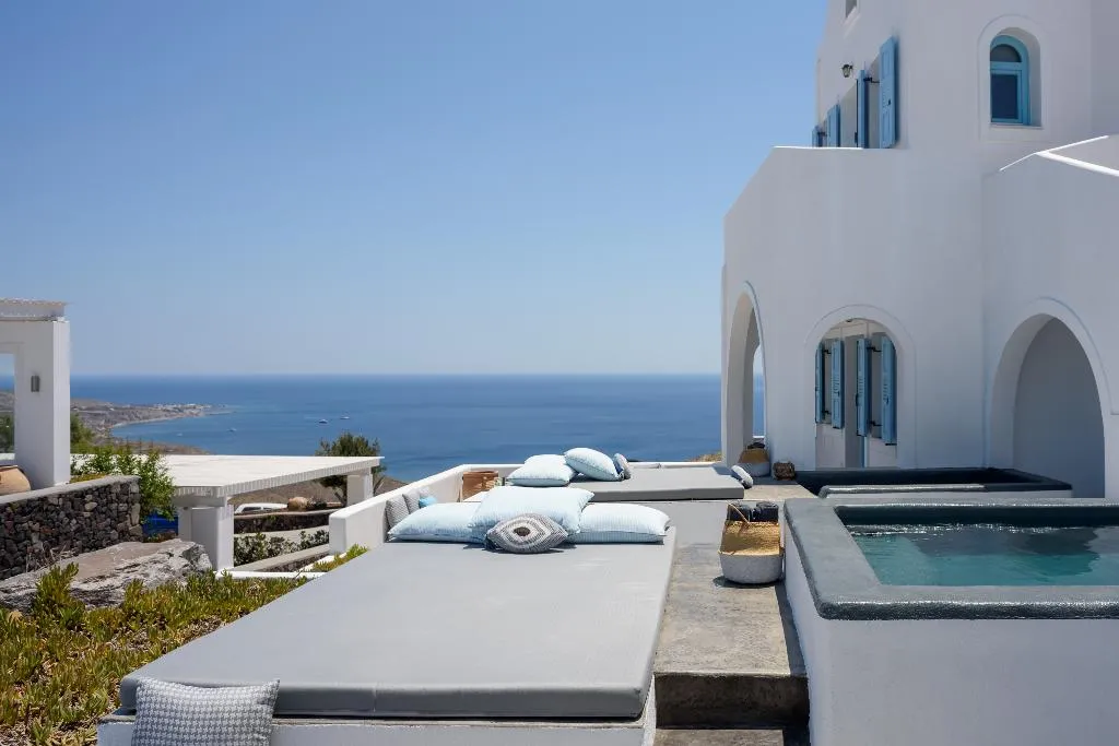 FAMILY ROOM TWO BEDROOMS Room, Kalestesia Suites, Santorini