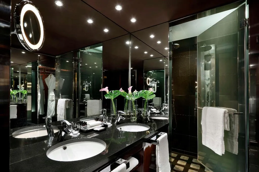 Room, Hyatt Regency Barcelona Tower, Barcelona