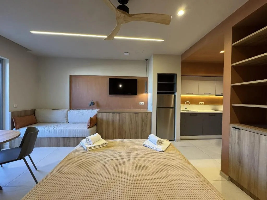 Room, Philoxenia Apartments, Crete