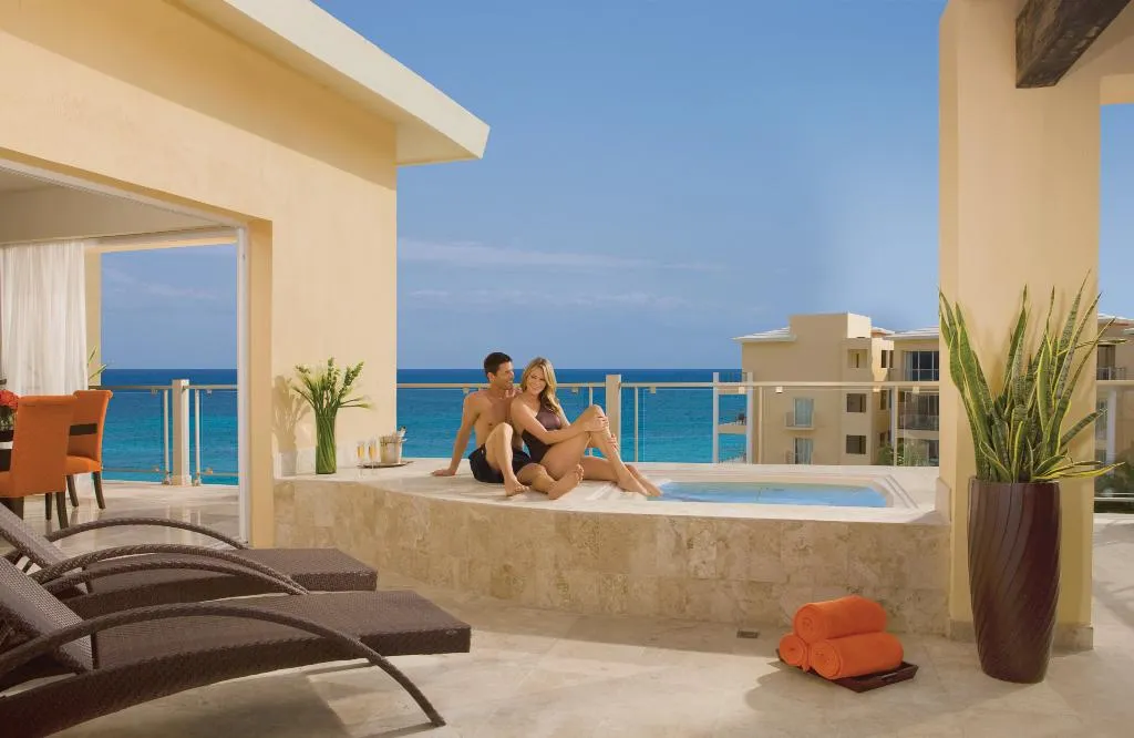 SUITE OCEAN FRONT KING BED Room, Dreams Jade Resort & Spa - All Inclusive, Cancun Area