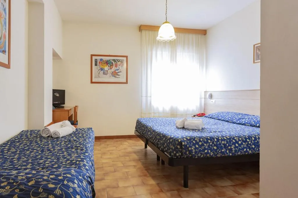 Room, Catignano Hotel Ristorante, Umbria