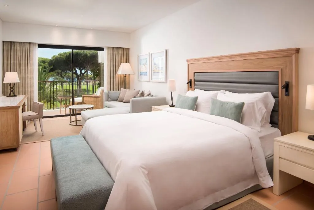 JUNIOR SUITE RESORT VIEW Room, Pine Cliffs Ocean Suites, Algarve